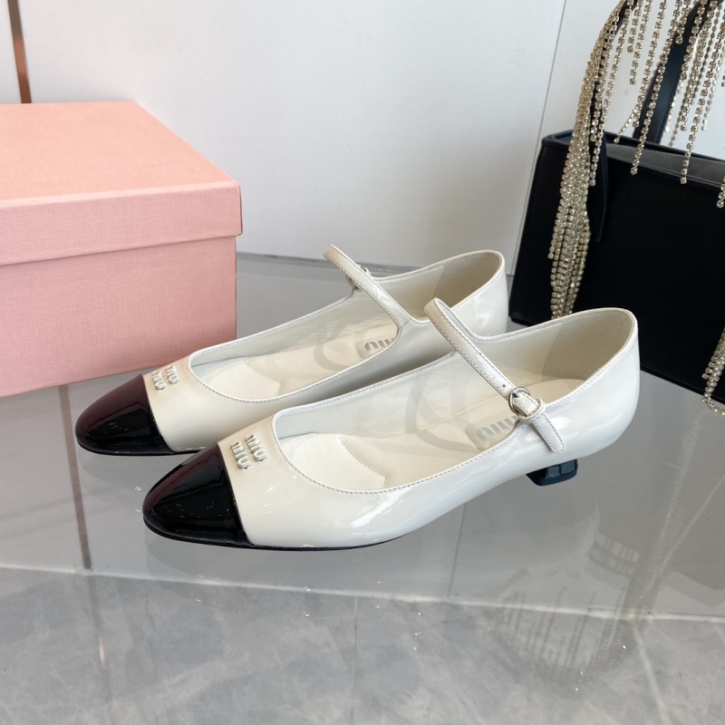 Miu Miu flat shoes